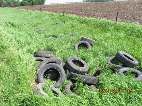 Sheriff's Office Investigates Dumped Tires